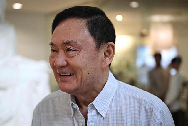 泰国国王正式批准佩通坦出任总理,他信家族再掌政权,泰国政坛迎来新篇章 泰国国王正式批准佩通坦出任总理,他信家族再掌政权,泰国政坛迎来新篇章