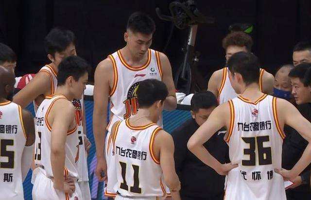 26广厦vs北京录像，一场CBA季后赛的显微镜式复盘